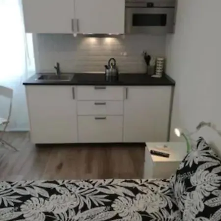 Apartment Bilocale Piazza Insubria - Ciffa *